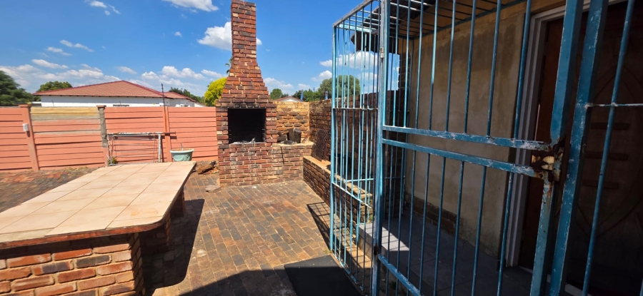 4 Bedroom Property for Sale in Meiringspark North West